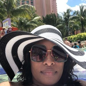 Meet your Posher, Amanda